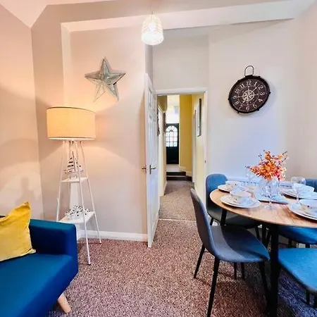 Beach Vibes In Southend-On-Sea For Contractors, Workers By Artisan Stays I Weekly Or Monthly Stay Offer I Free Parking I Sleeps 5 Exterior foto