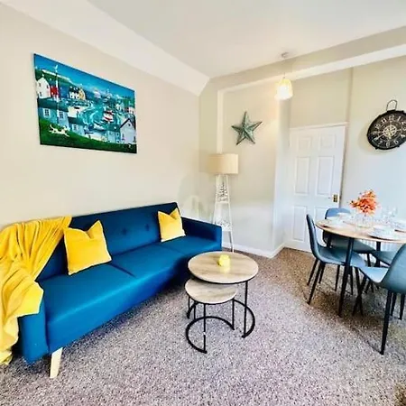 Beach Vibes In Southend-On-Sea For Contractors, Workers By Artisan Stays I Weekly Or Monthly Stay Offer I Free Parking I Sleeps 5 Exterior foto